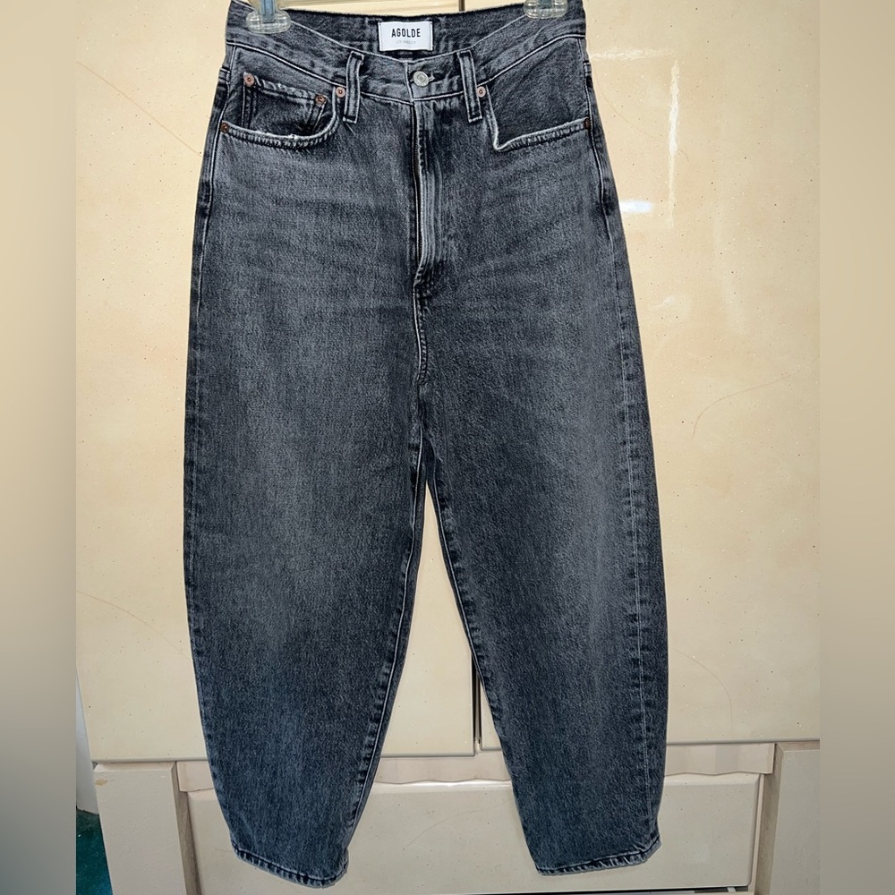 AGOLDE size 27 Balloon Ultra High Rise Curved Taper jeans in the color Wicked.